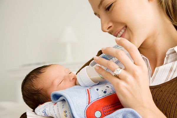 Cách phòng bệnh thường gặp ở trẻ sơ sinh trong mùa đông (2)